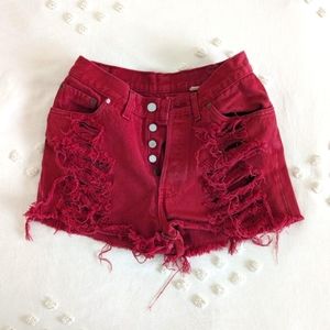 COPY - Vintage red Levi ripped shorts